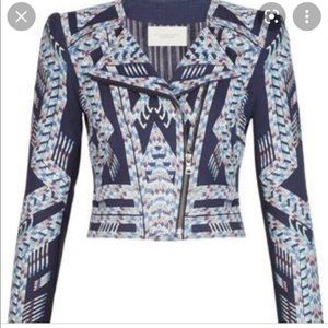 BCBGMaxAria Runway Blazer (RARE)